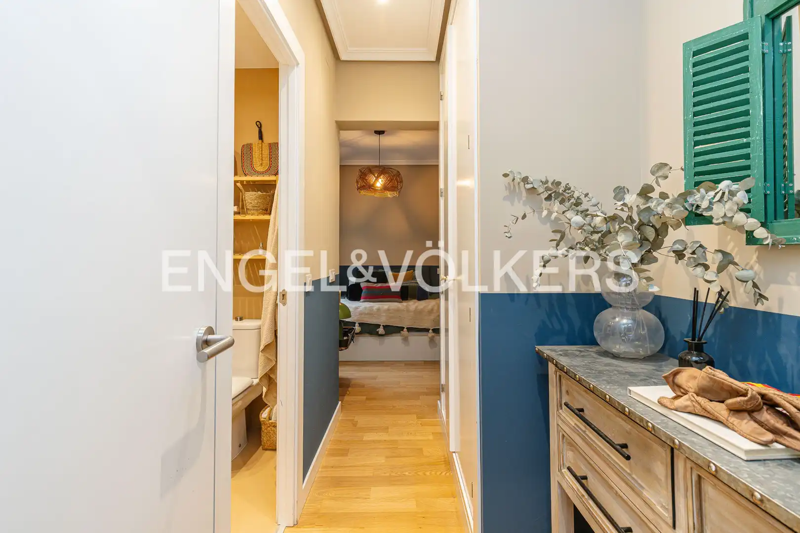 Piso en venta en Madrid con Calefacción y Parquet