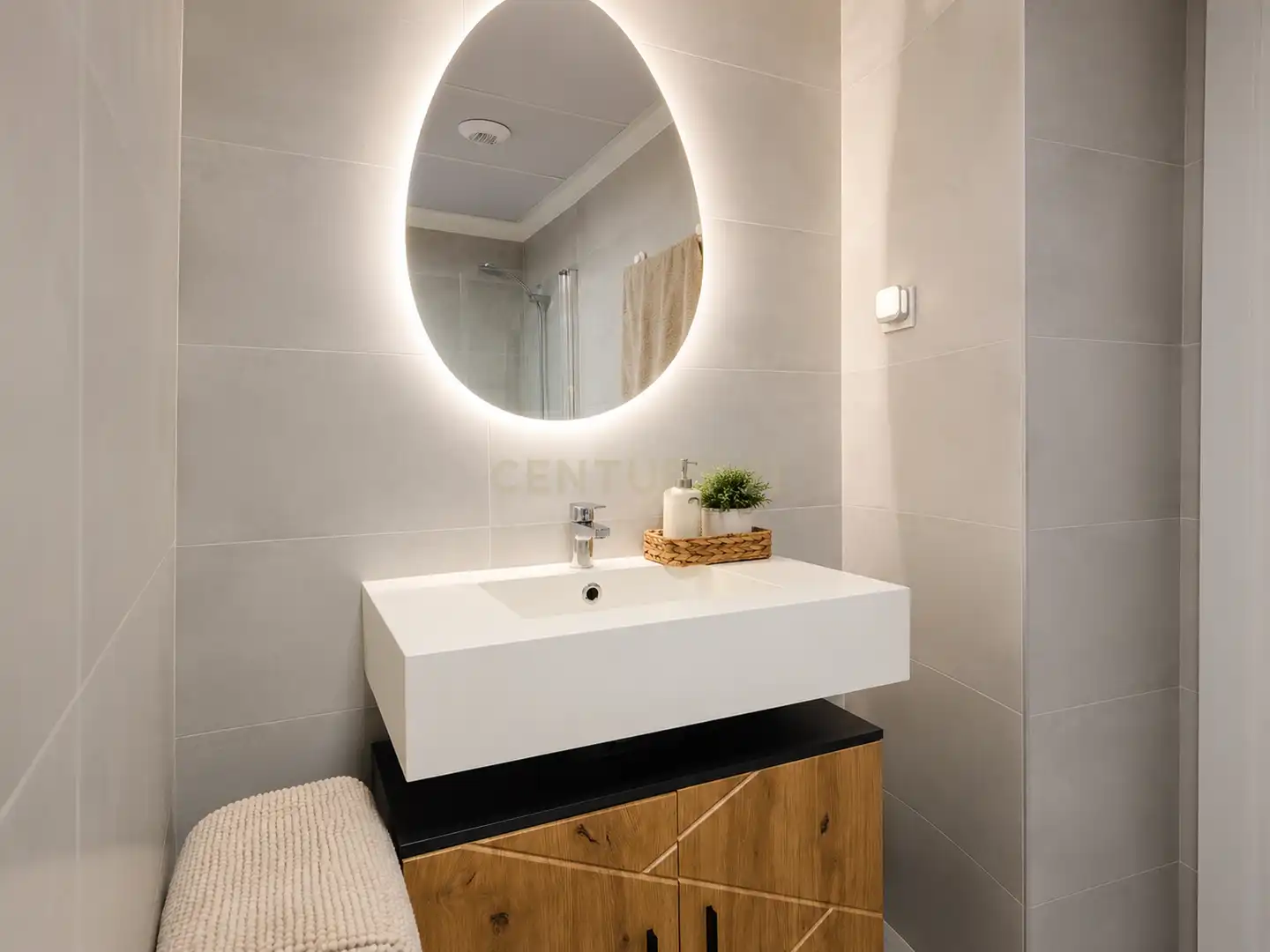 Badezimmer von Wohnungen zur Miete in Benalmádena mit Klimaanlage, Waschmaschine und Gemeinschaftspool
