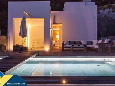 Villa con piscina in vendita a Santa Eulària