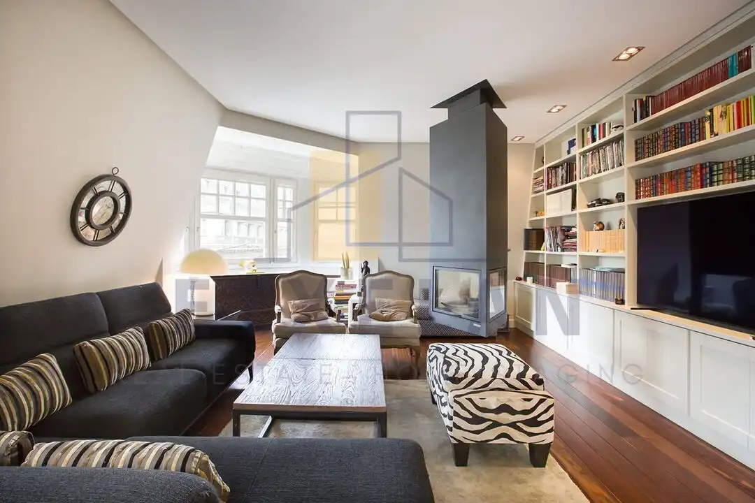 Living room of Flat for sale in Bilbao   with Heating, Storage room and Balcony