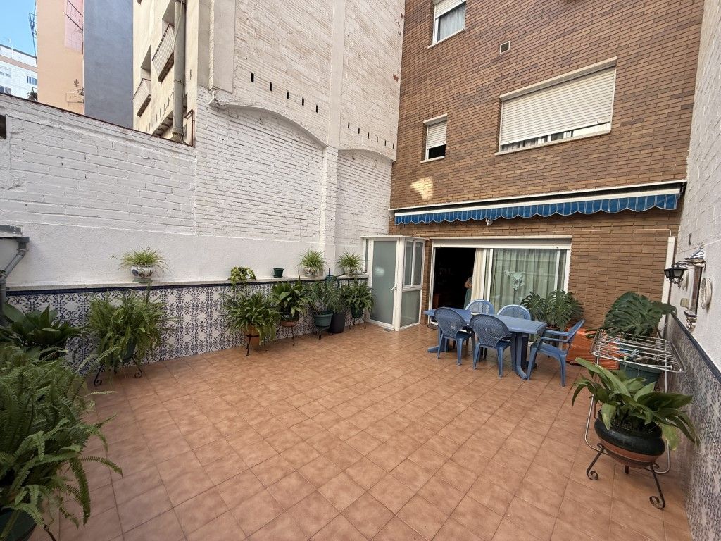 Terrace of Apartment for sale in L'Hospitalet de Llobregat