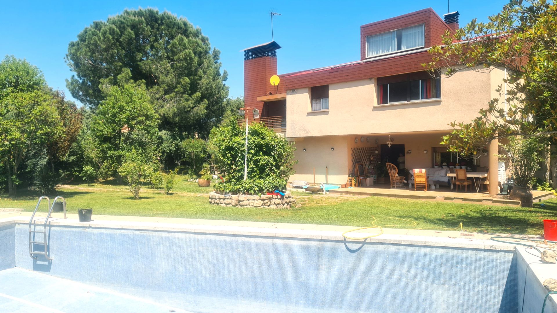 Garden of House or chalet for sale in Villanueva de la Cañada  with Air Conditioner, Heating and Private garden