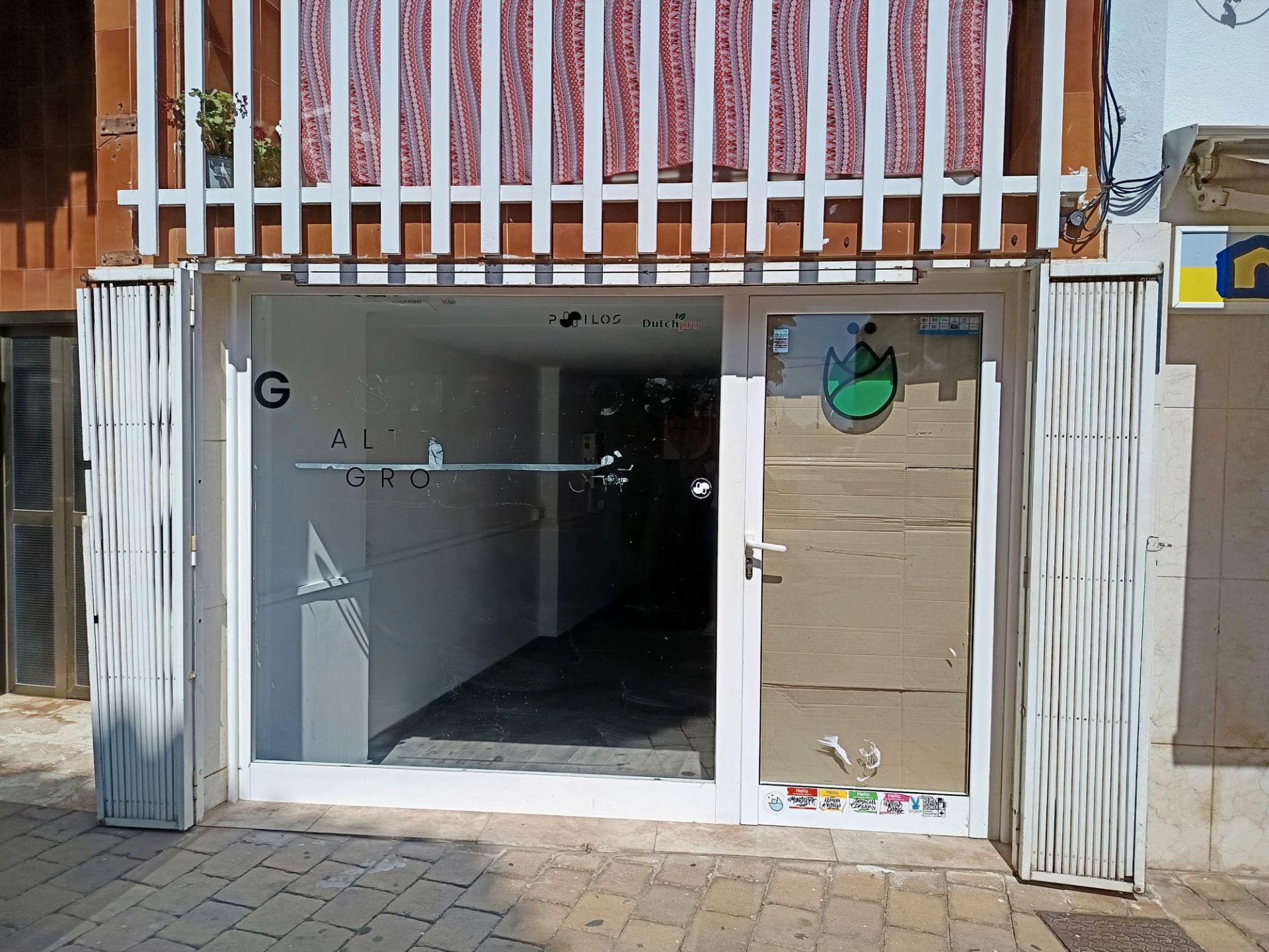 Premises for sale in Cunit  with Air Conditioner and Parquet flooring