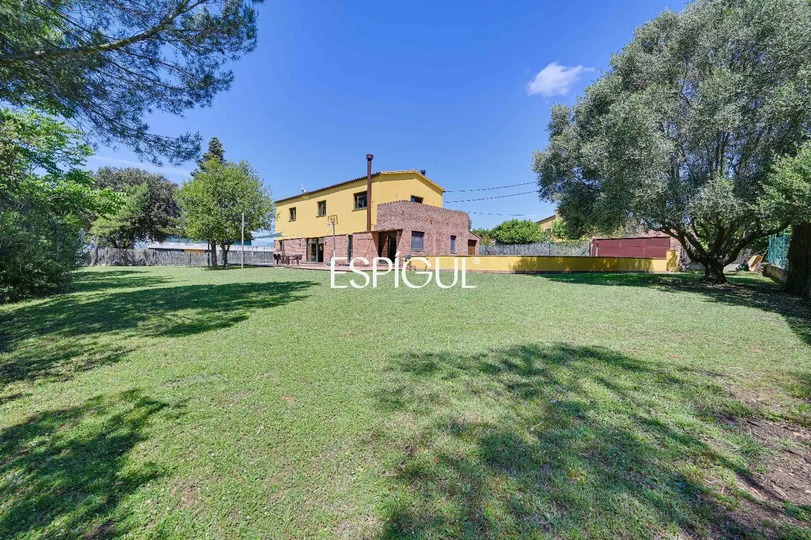 Jardín de Casa o chalet en venta en Girona con Aire acondicionado, Calefacción y Amueblado