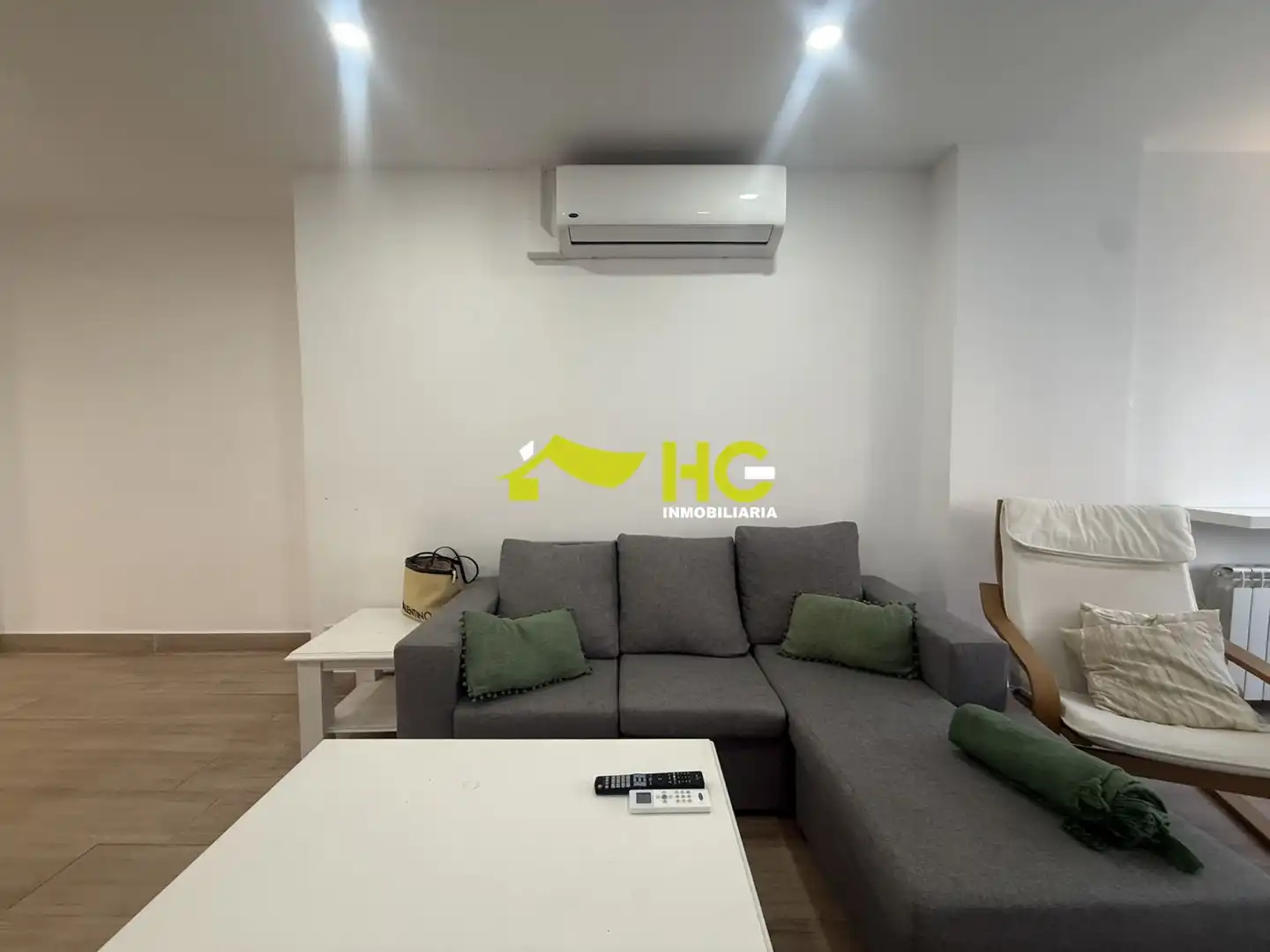 Sala de estar de Piso de alquiler en Alcorcón con Aire acondicionado, Calefacción y Amueblado