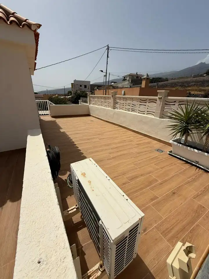 House with pool for sale in Camino la Medida, imagen 11