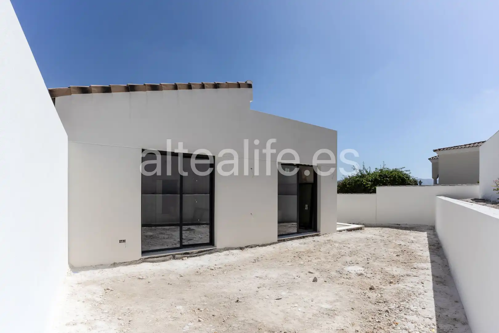 Vista exterior de Casa o chalet en venta en La Nucia con Aire acondicionado, Calefacción y Jardín privado