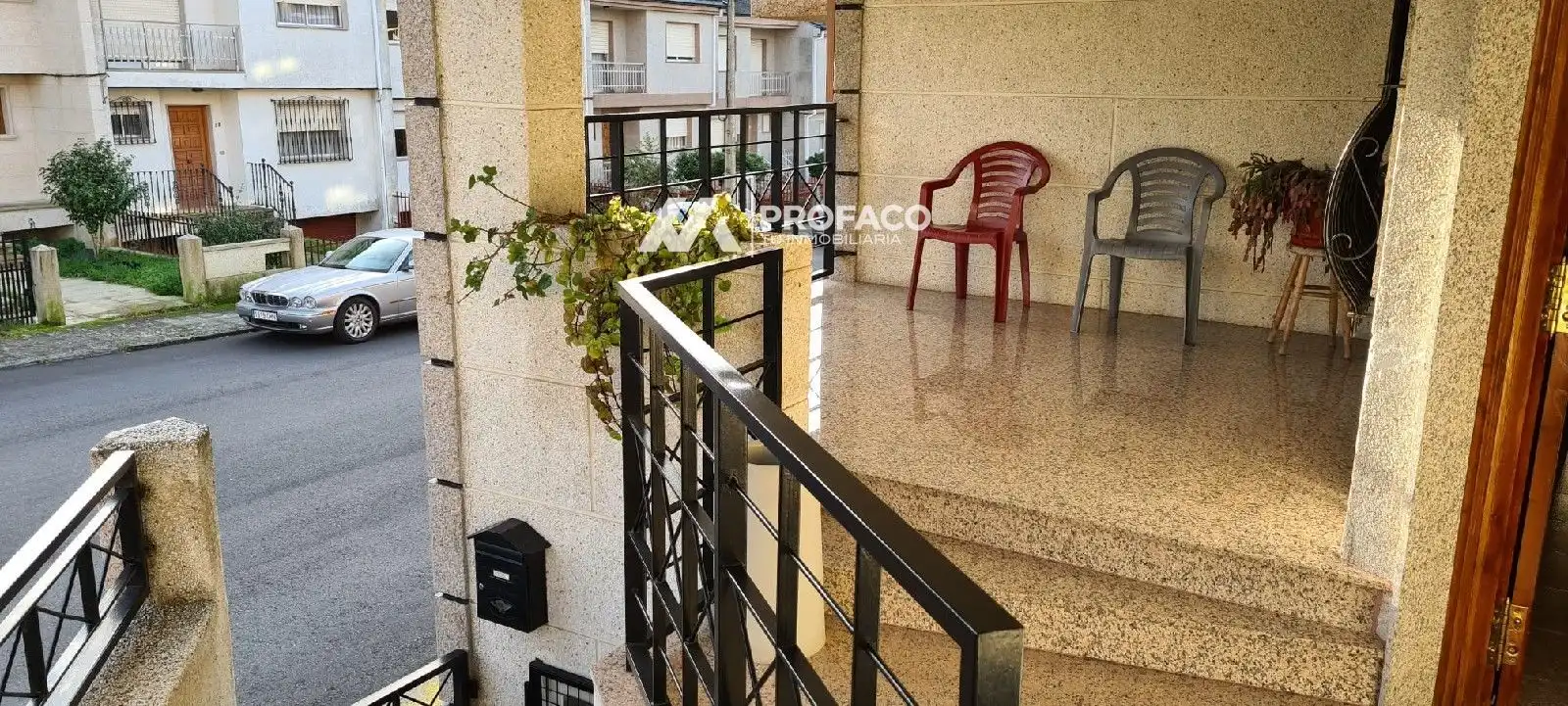 Adossat amb jardí en venda a Rúa Boborás, imagen 4