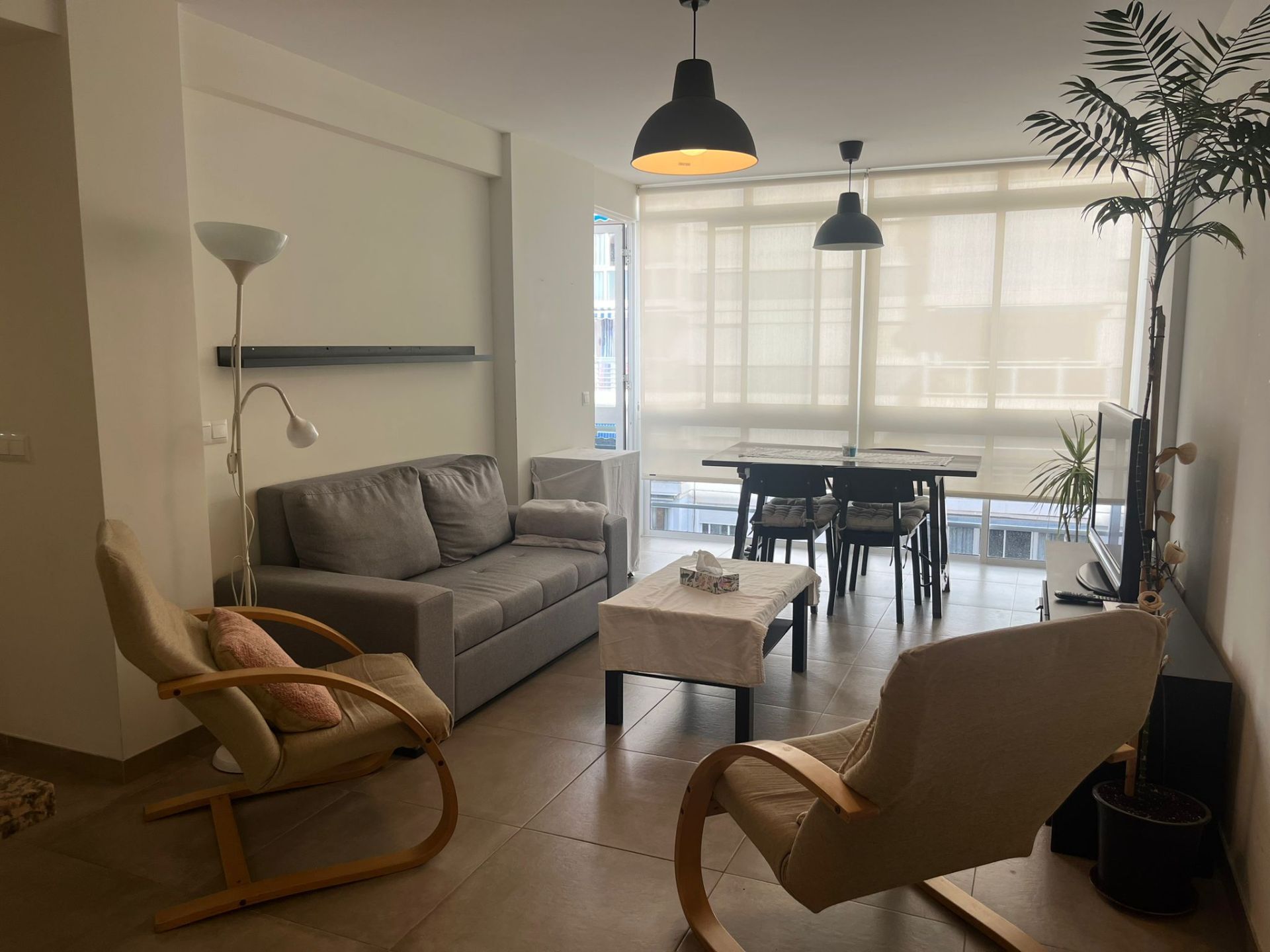 Living room of Flat for sale in Vélez-Málaga  with Air Conditioner, Heating and Furnished