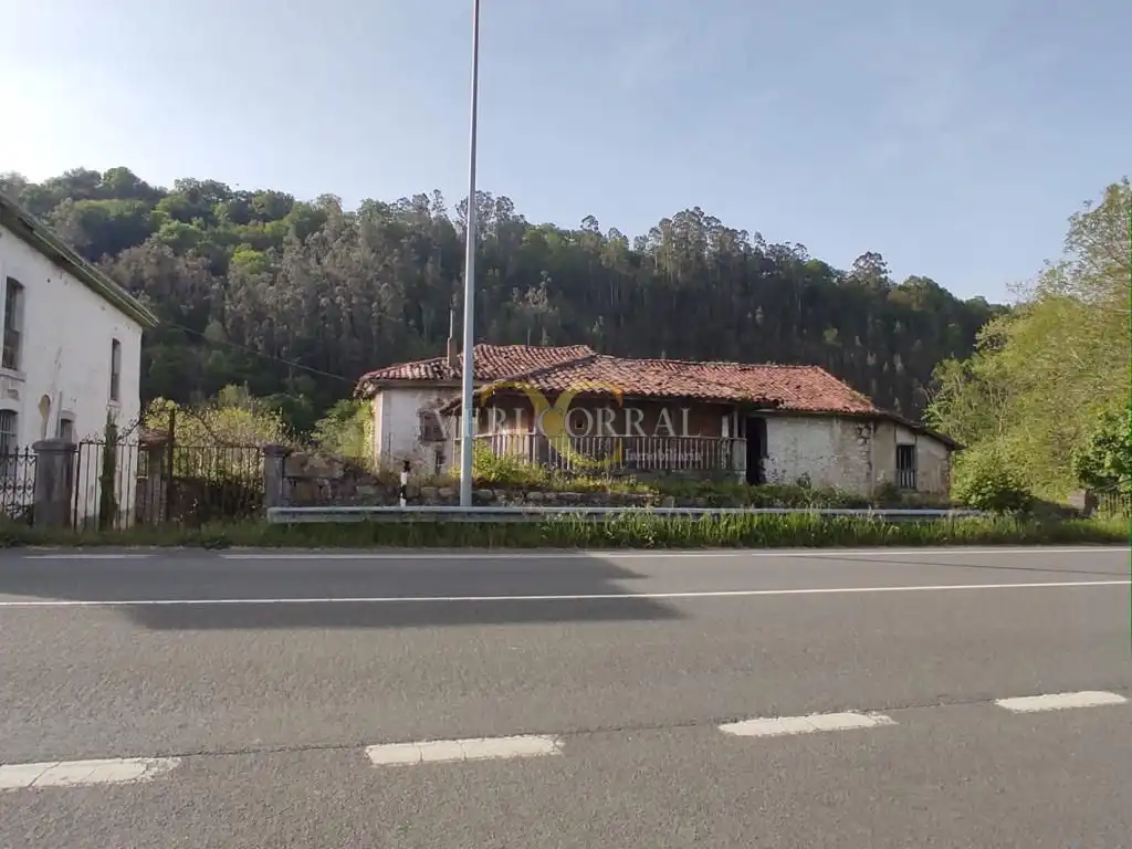 Terreno en venta en Infiesto, Piloña