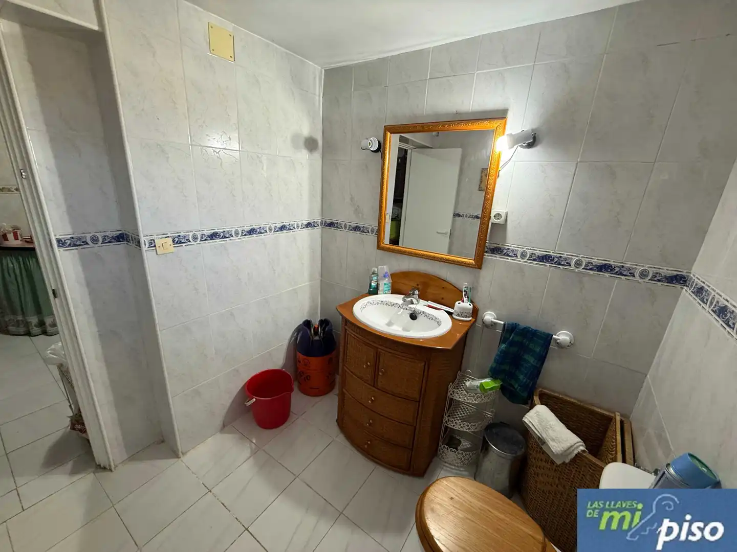 Badezimmer von Haus oder Chalet zum Verkauf in Cigales mit Privatgarten, Parkett und Terrasse