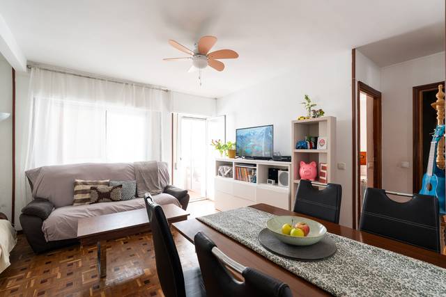 Piso en Venta en Calle de Camarena en Aluche