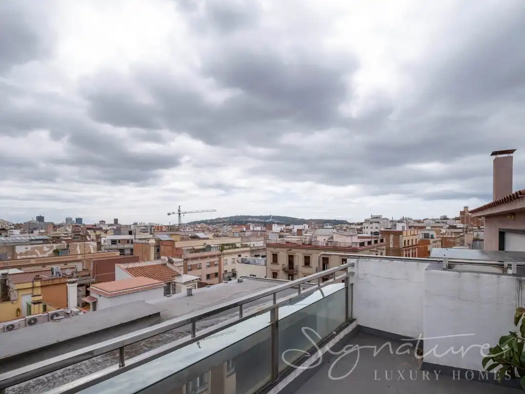 Terraza de Edificio en venta en L'Hospitalet de Llobregat