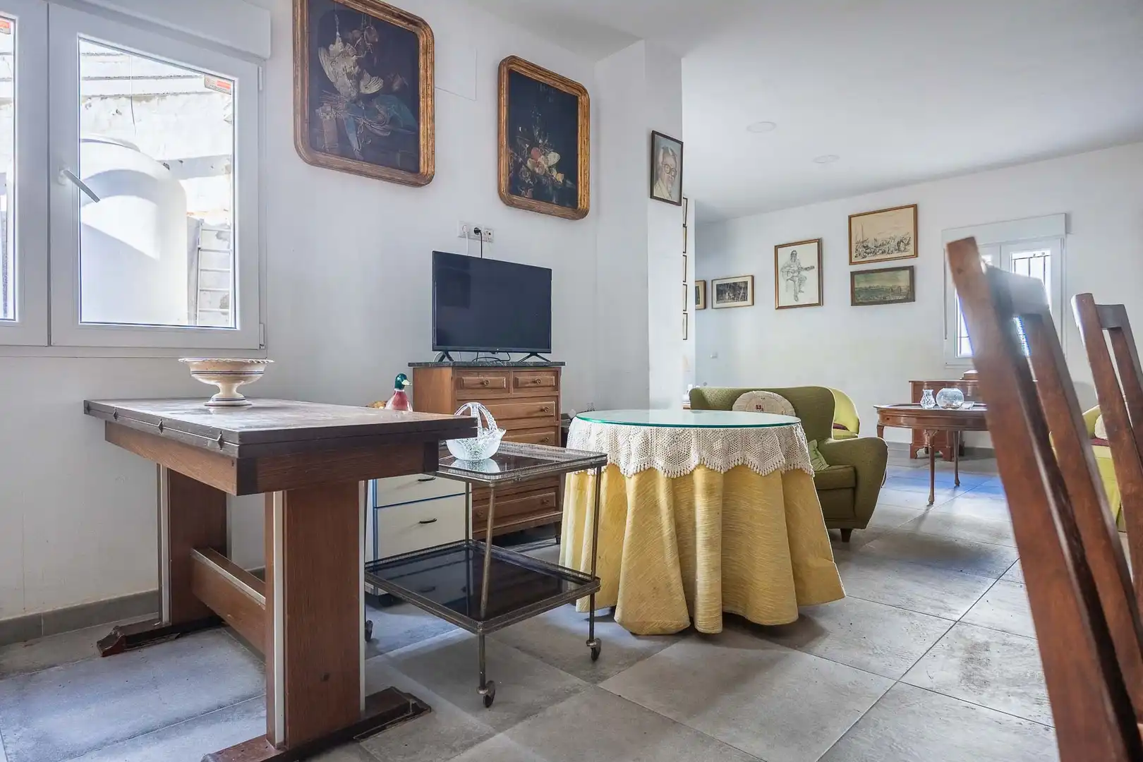 Living room of Detached homes for sale in Villanueva del Ariscal  with Storage room