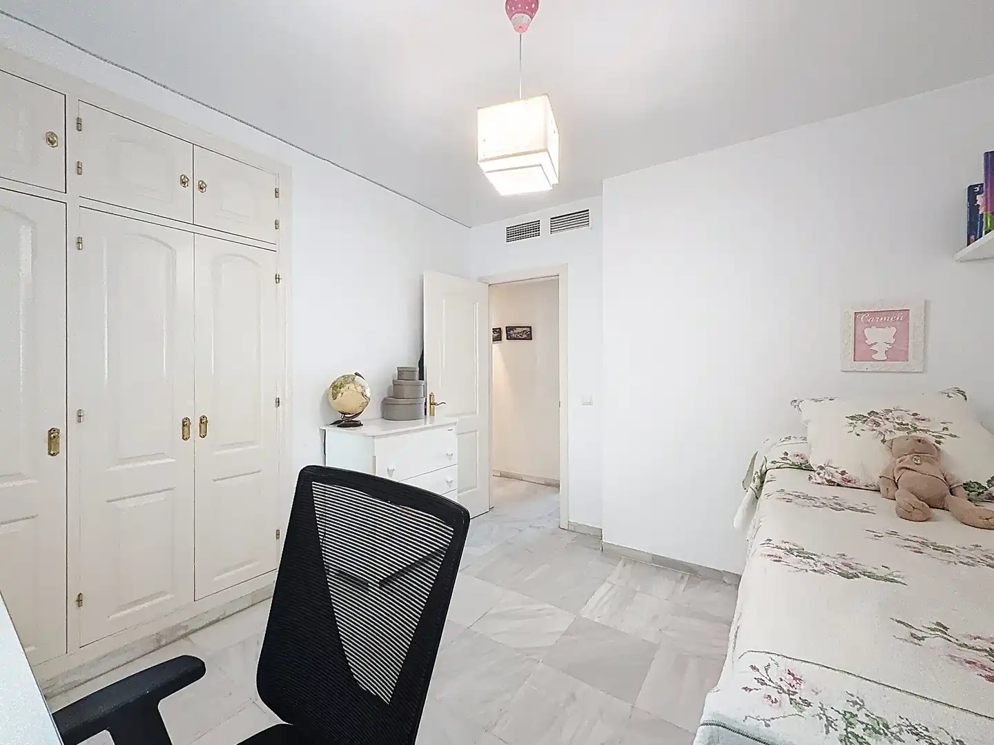 Bedroom of Flat for sale in Málaga  with Air Conditioner, Terrace and Community pool
