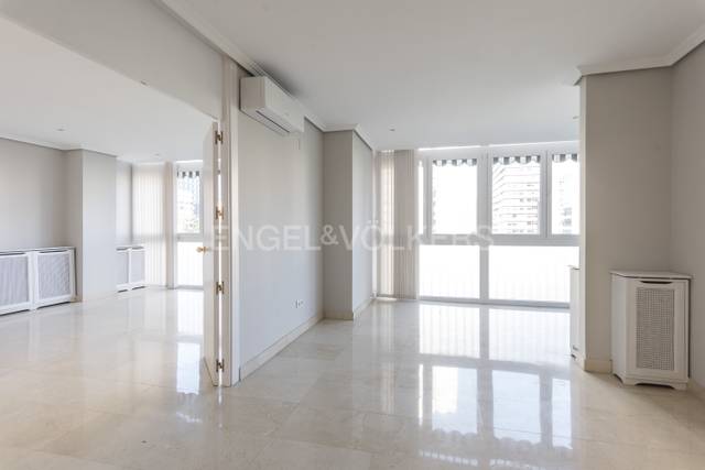 Apartamento en Alquiler en Paseo de la Castellana en Nueva España