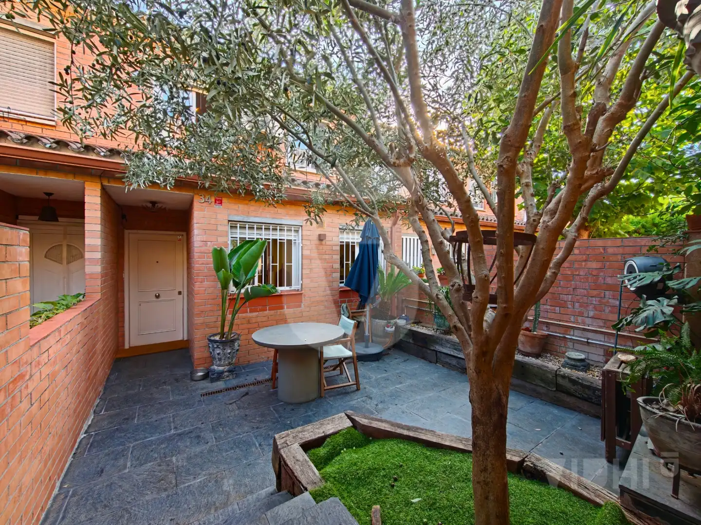 Terraza de Casa adosada en venta en Tiana con Aire acondicionado, Jardín privado y Parquet