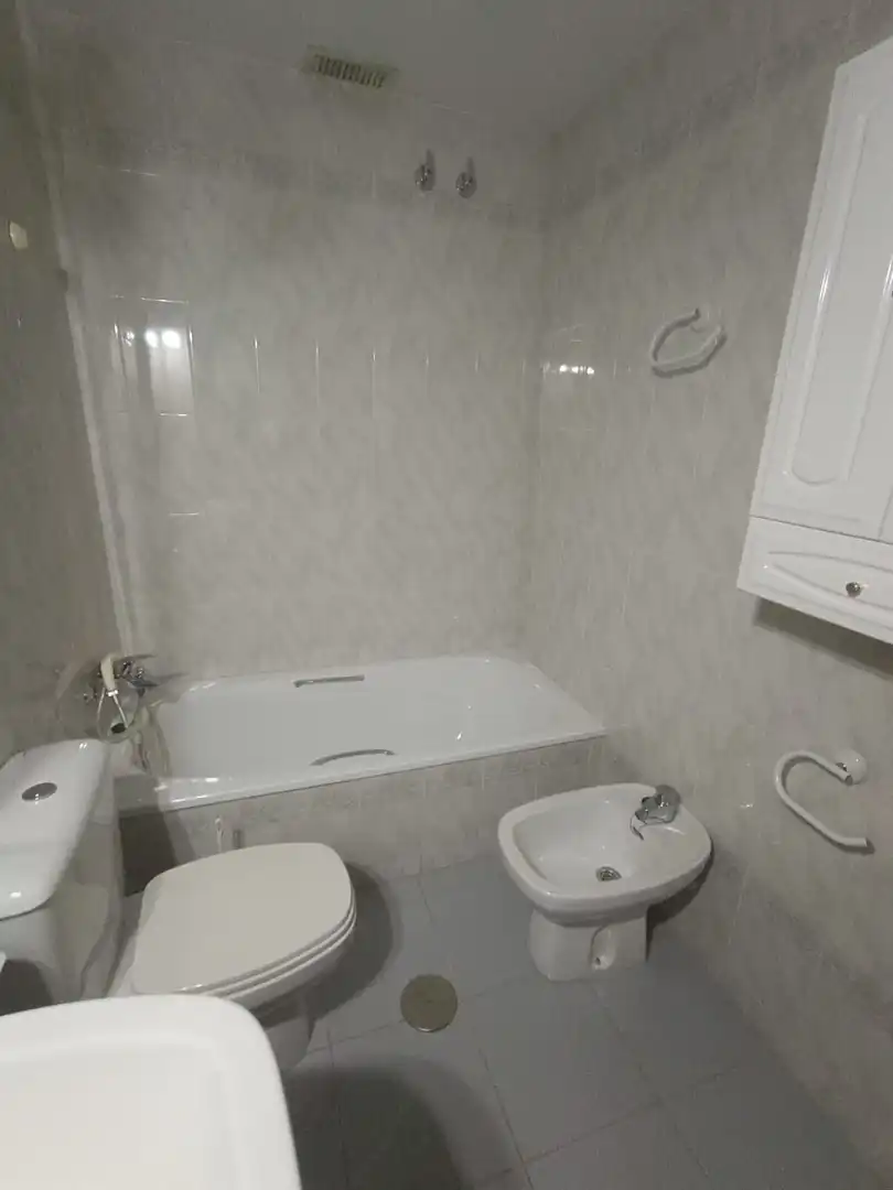Bathroom of Flat for sale in Jerez de la Frontera