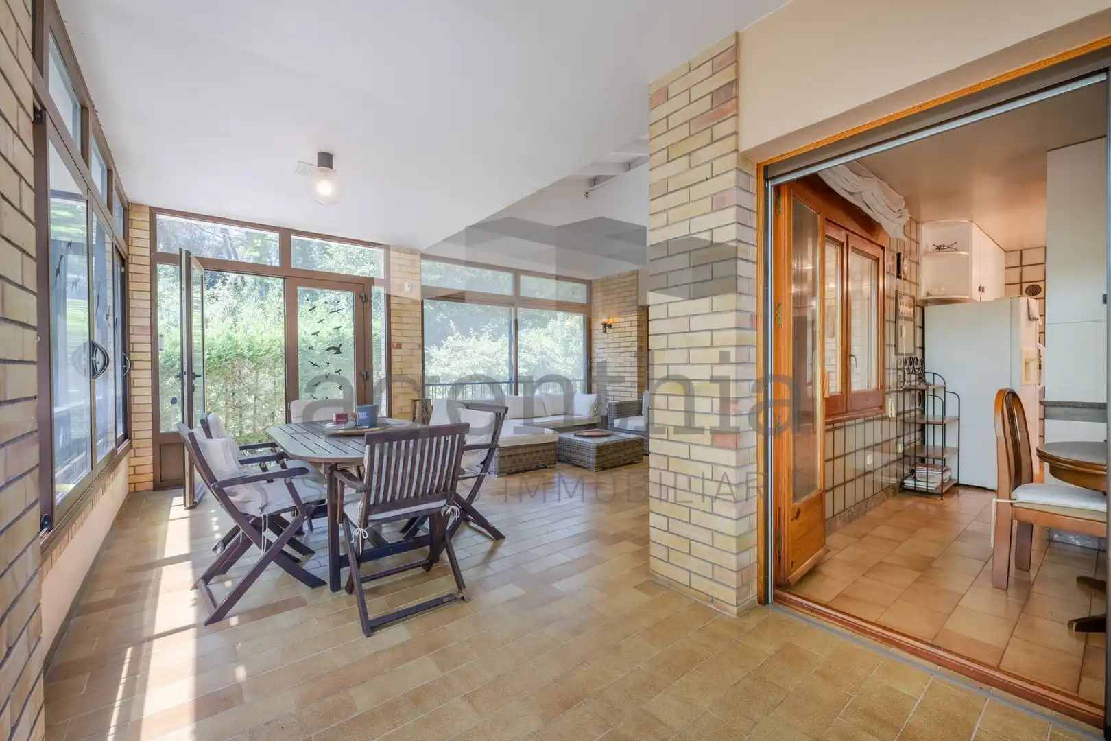 Terrace of Houses for sale in Quart  with Air Conditioner, Heating and Terrace
