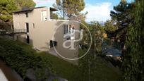 Exterior view of House or chalet for sale in Cerdanyola del Vallès  with Air Conditioner, Heating and Private garden