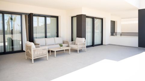 Bungalow en planta baja de obra nueva con terraza, piscina comunitaria, parking y trastero en Ciudad Quesada, imatge 3