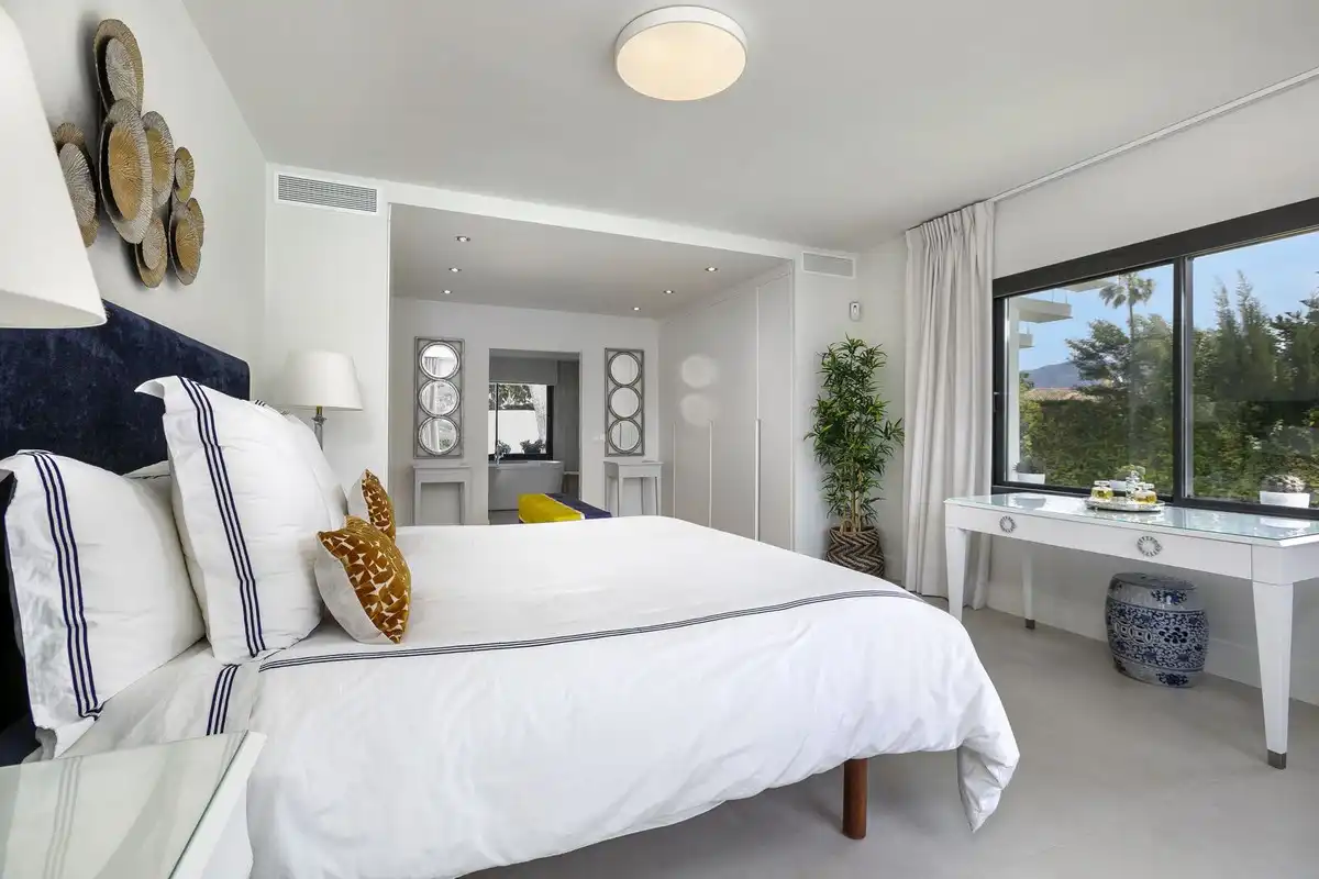 Habitación de Casa o chalet en venta en Marbella con Jardín privado, Terraza y Piscina