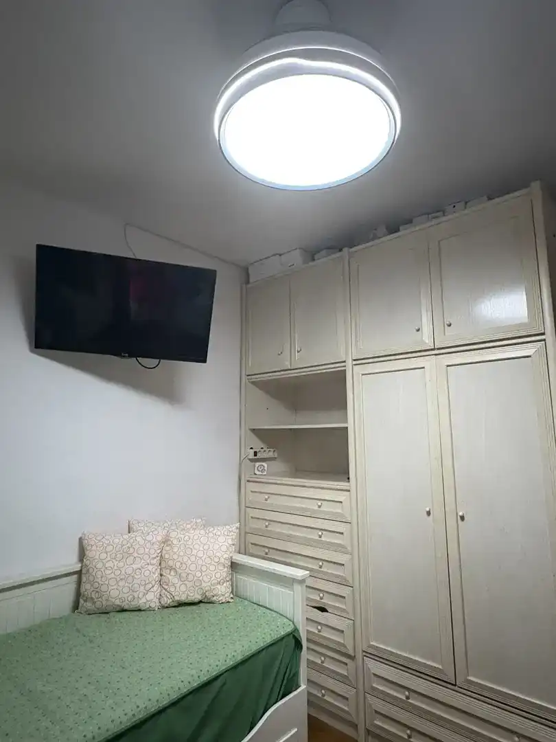 Habitación de Casa o chalet de alquiler en Alpedrete con Jardín privado, Trastero y Piscina
