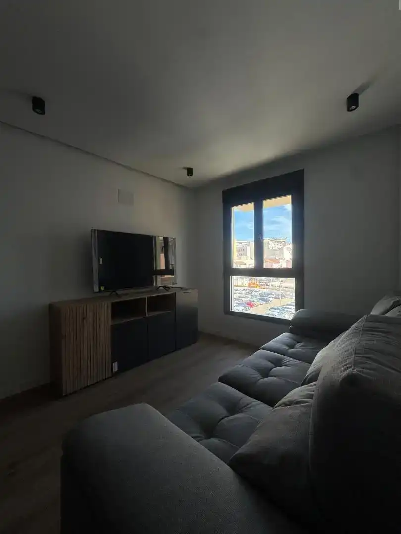 Wohnzimmer von Wohnung zur Miete in  Huelva Capital mit Klimaanlage