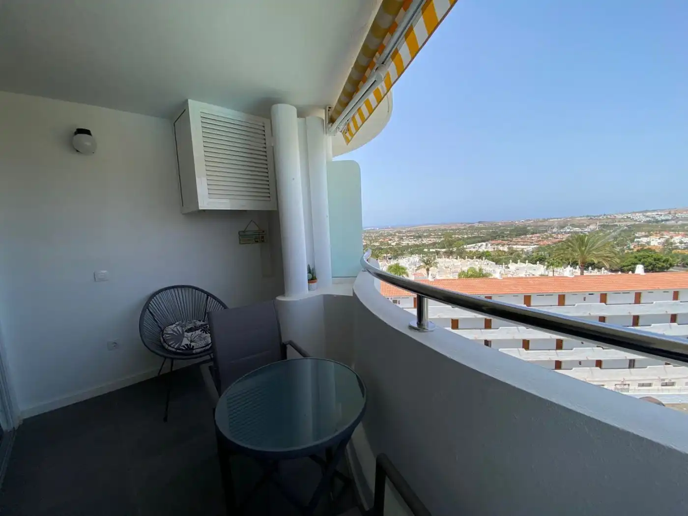Terrassa de Apartament de lloguer en San Bartolomé de Tirajana amb Aire condicionat, Moblat i Balcó
