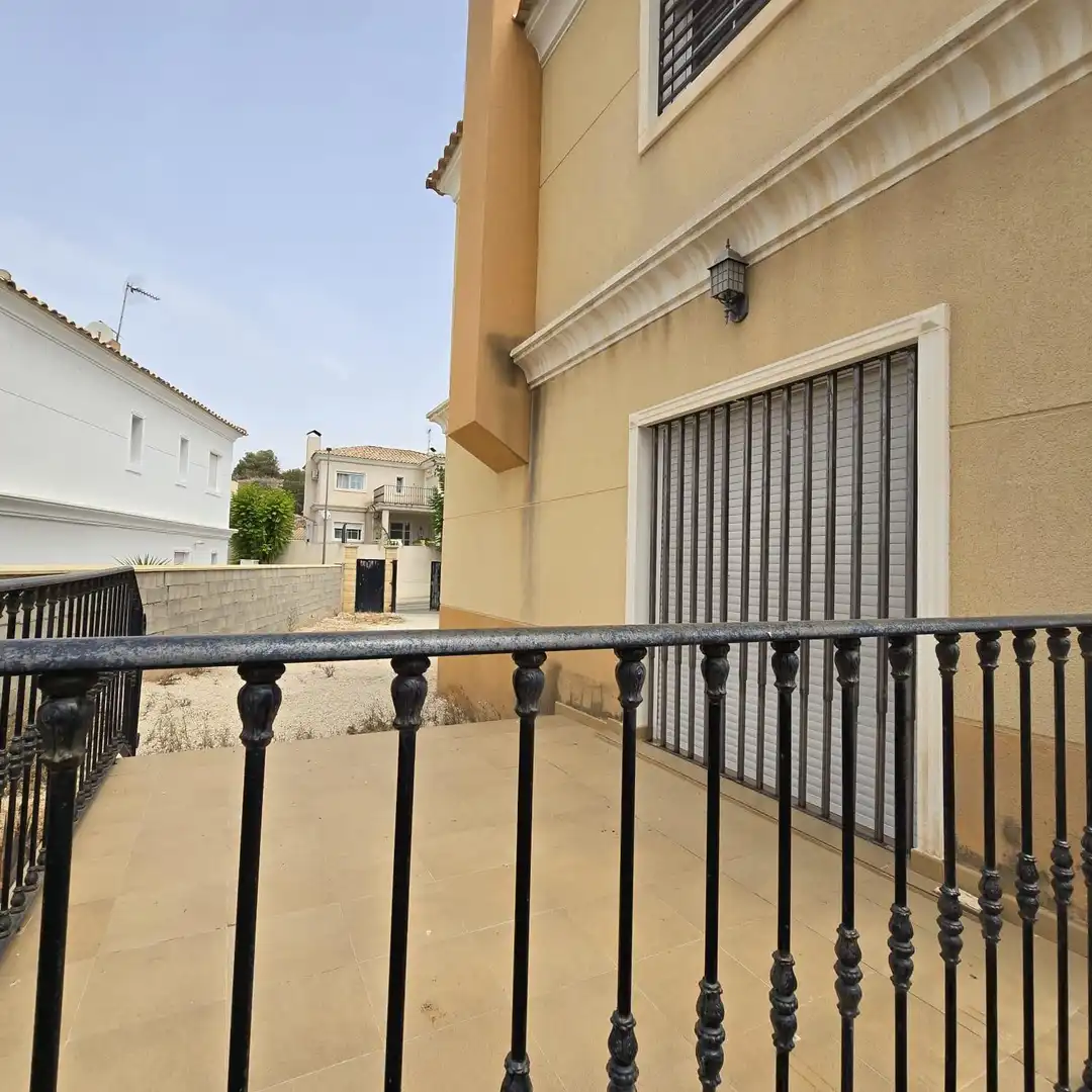 Vista exterior de Casa o xalet en venda en Aspe amb Jardí privat i Terrassa