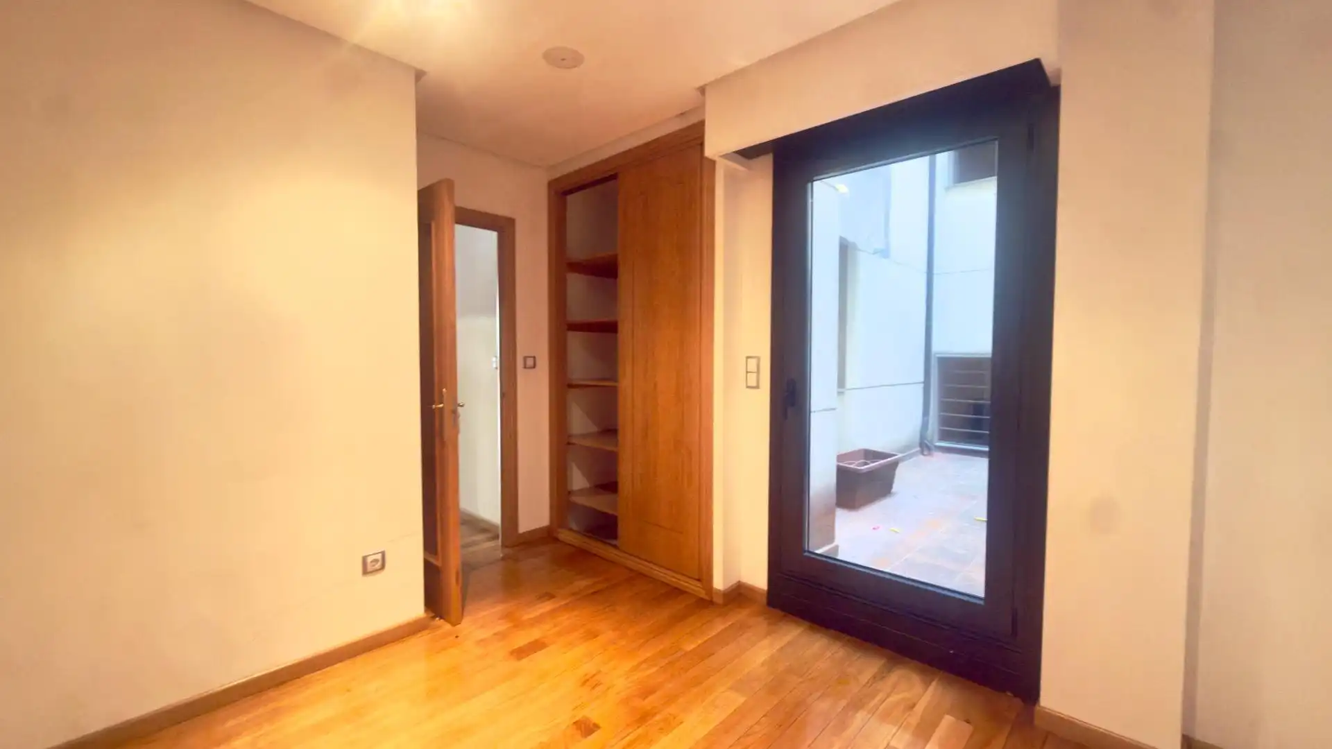 Piso en venta en Ourense Capital  con Calefacción