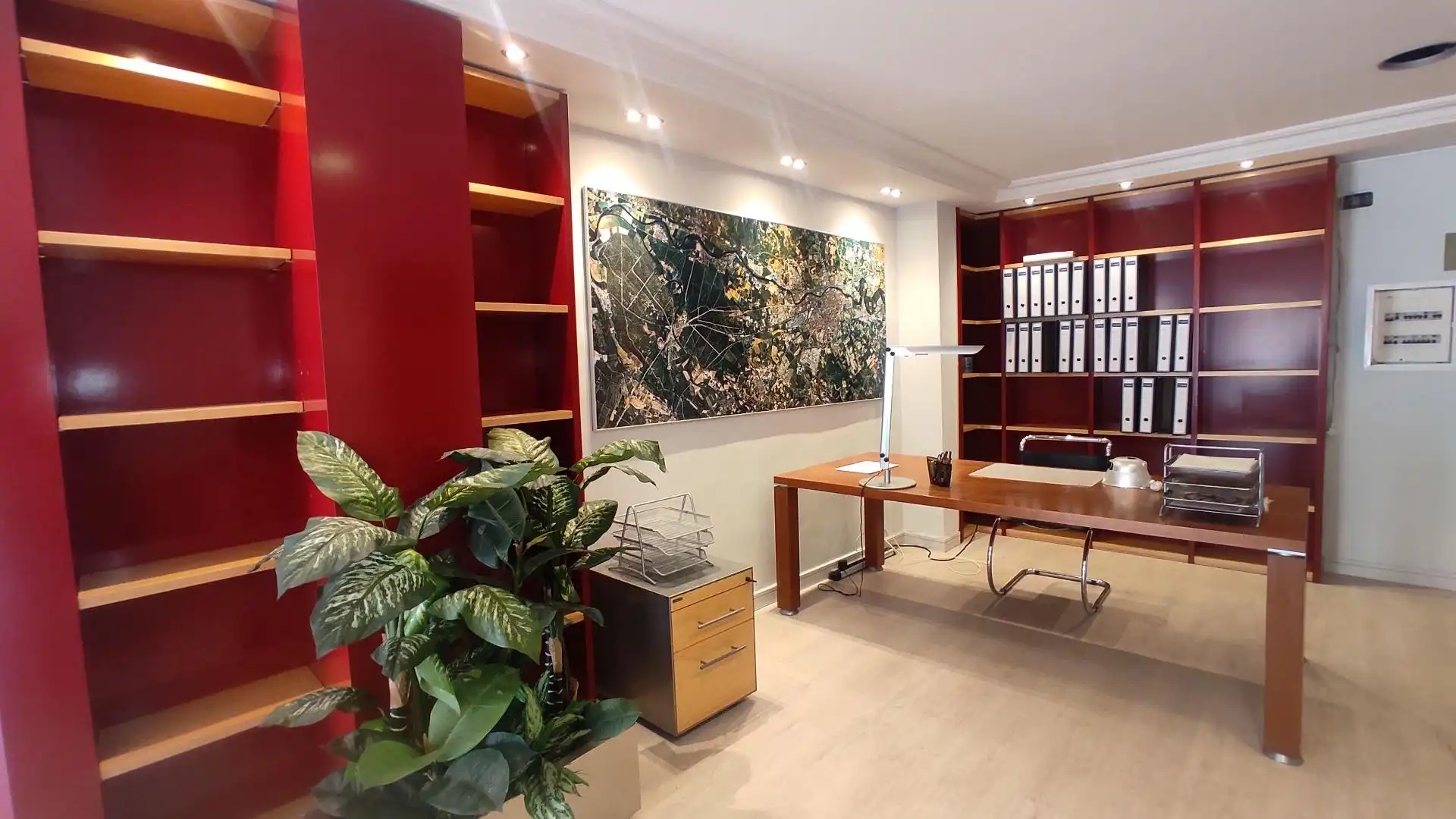 Bureau avec ascenseur à louer à Centro