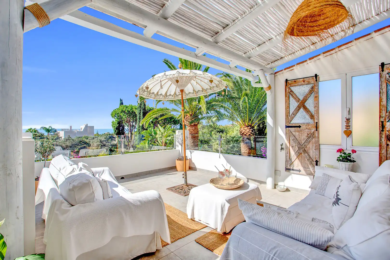 Terrassa de Casa o xalet de lloguer en Marbella amb Aire condicionat, Calefacció i Jardí privat