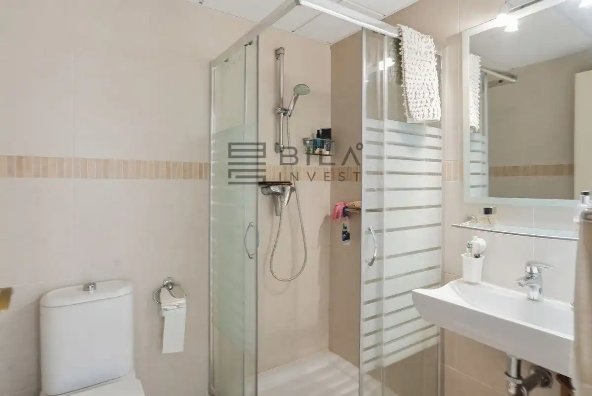 Baño de Piso en venta en Mijas con Aire acondicionado, Terraza y Trastero