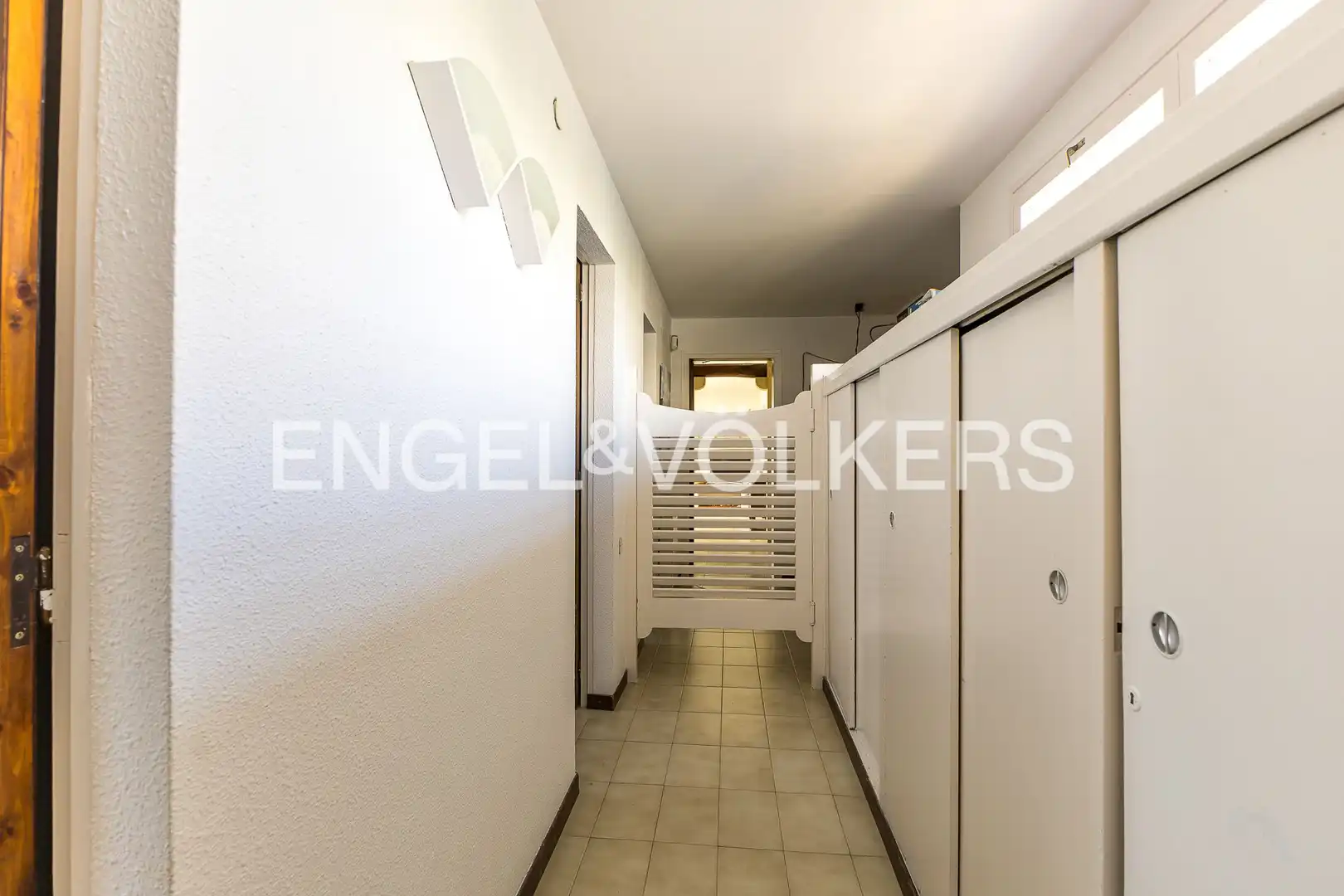 Wohnung zur Miete in Cubelles mit Klimaanlage, Heizung und Privatgarten