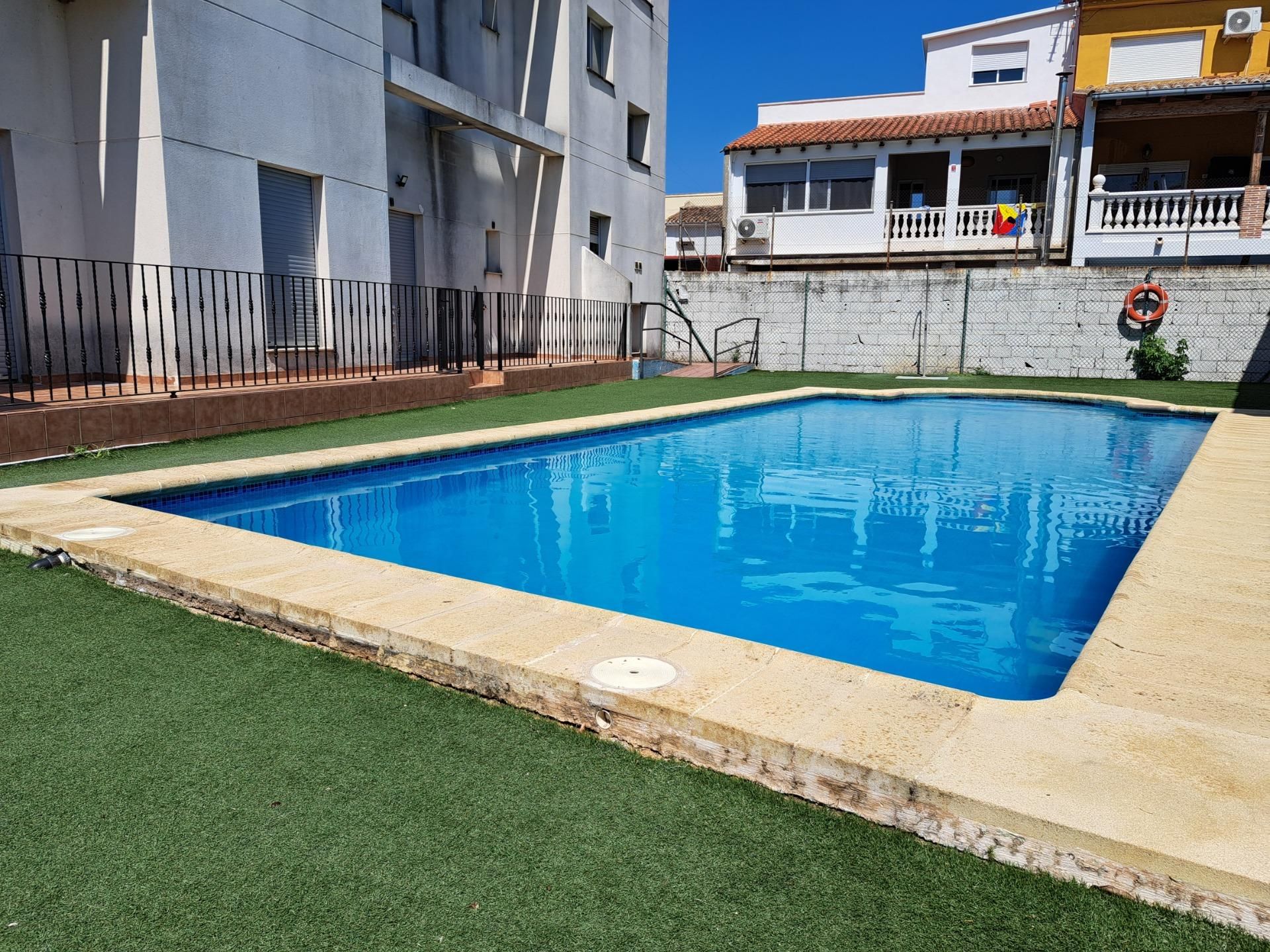 Swimming pool of Flat for sale in Alzira  with Terrace and Community pool