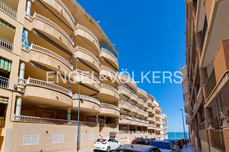 Exterior view of Attic for sale in Guardamar del Segura  with Air Conditioner, Heating and Terrace