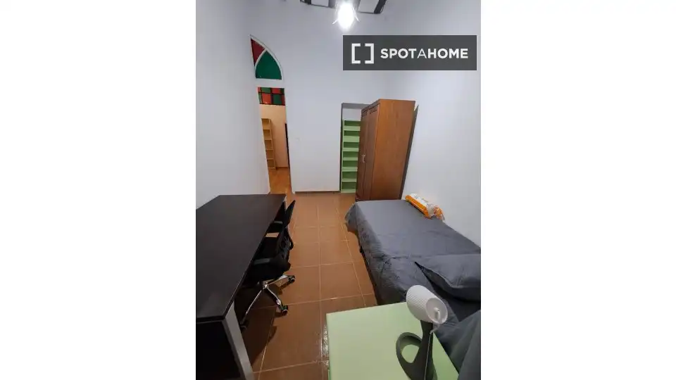 Room in Alameda - Mentidero - Teatro Falla