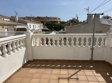 Terraced house with balcony for sale in Tarifa ciudad