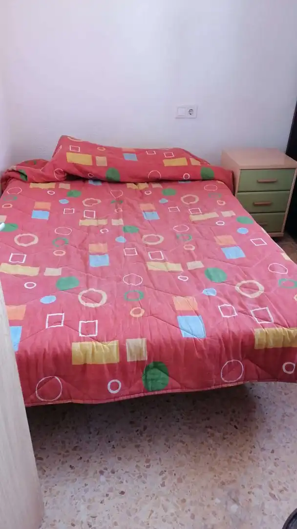 Habitación de Piso para compartir en Paterna con Aire acondicionado, Calefacción y Terraza