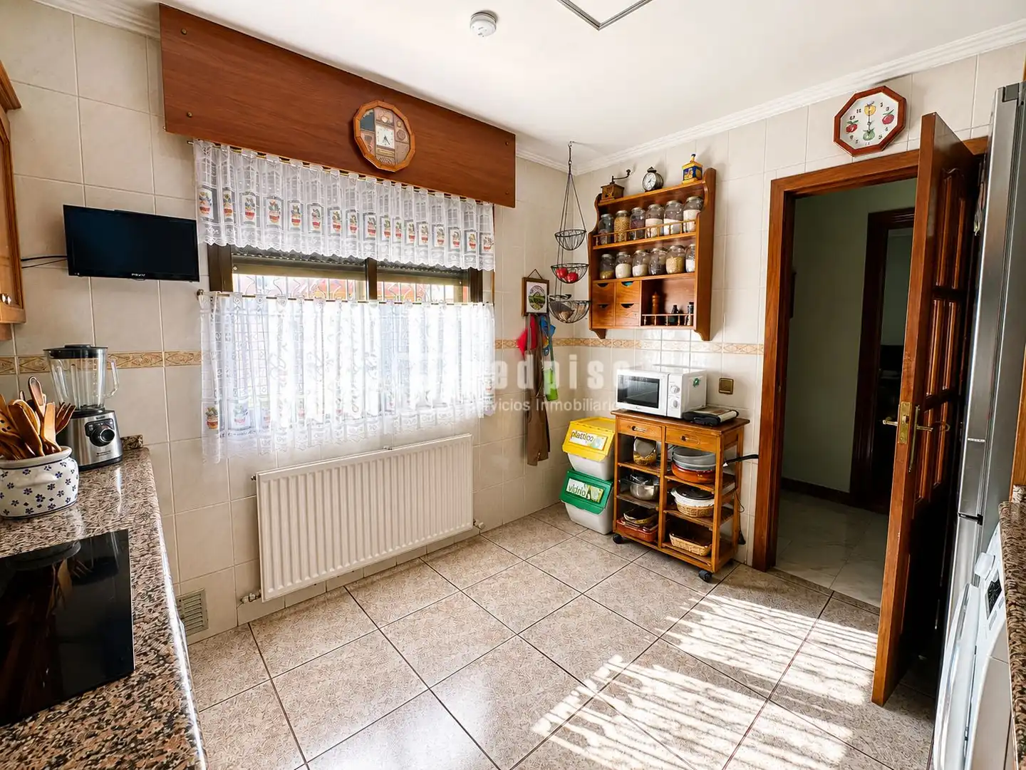 Cuina de Casa o xalet en venda en Coslada amb Aire condicionat, Calefacció i Terrassa