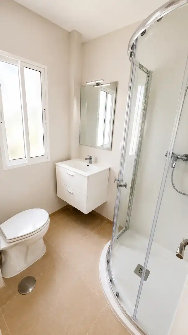 Piso con ascensor en venta en Avenida del Comandante Benítez, imagen 4