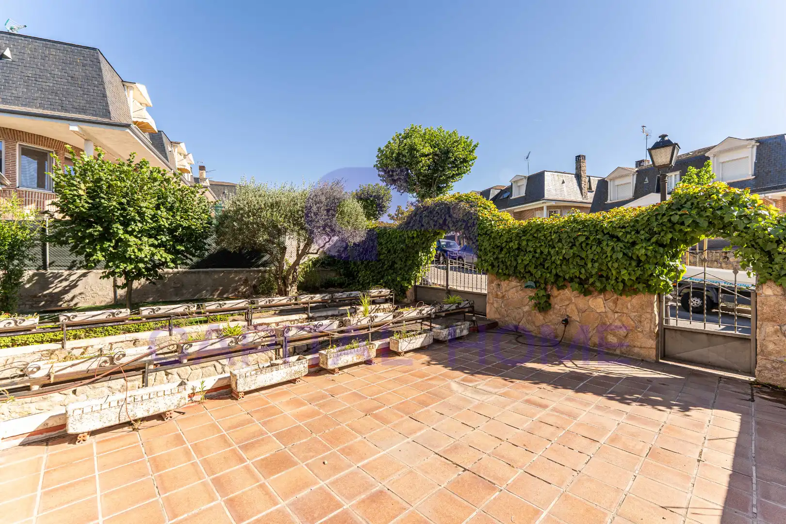 Doppelhaushälfte mit Garten zum Verkauf in Calle del Roble, imagen 6