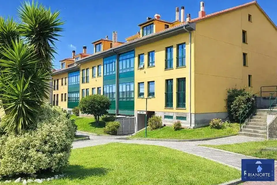 Piso con piscina en venta en Calle Castillo de Gauzón, imagen 6