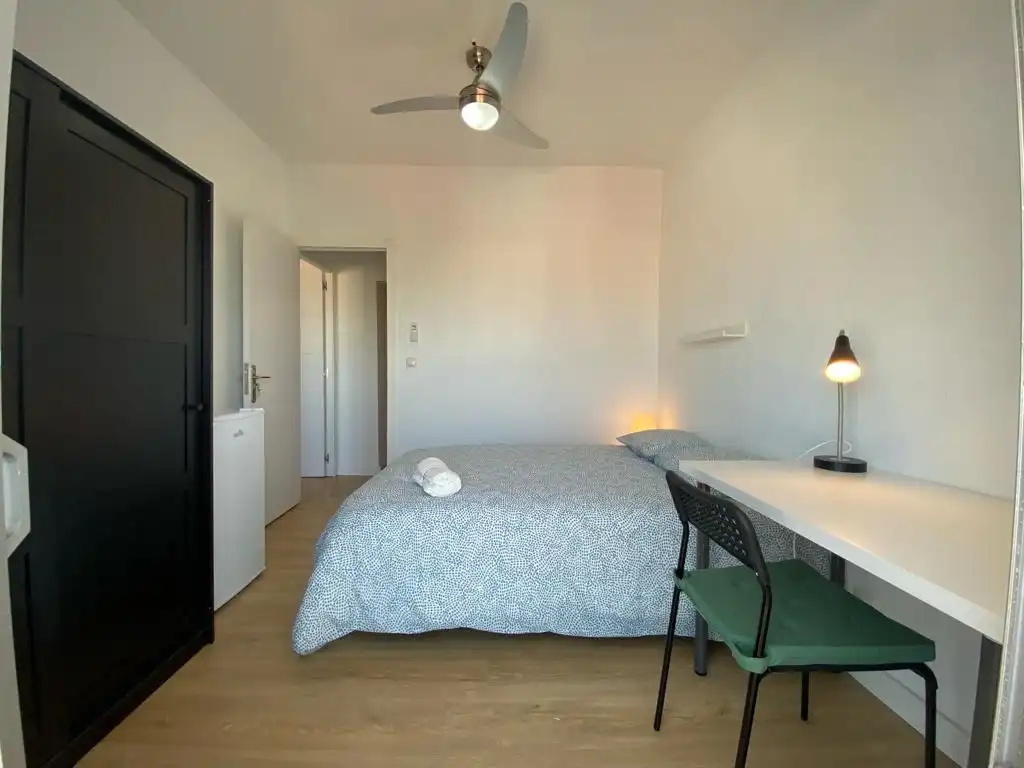 Habitación en Avenida de Palomeras, 94, Palomeras Bajas
