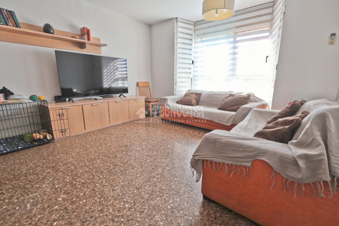 Living room of Flat for sale in Sagunto / Sagunt  with Air Conditioner