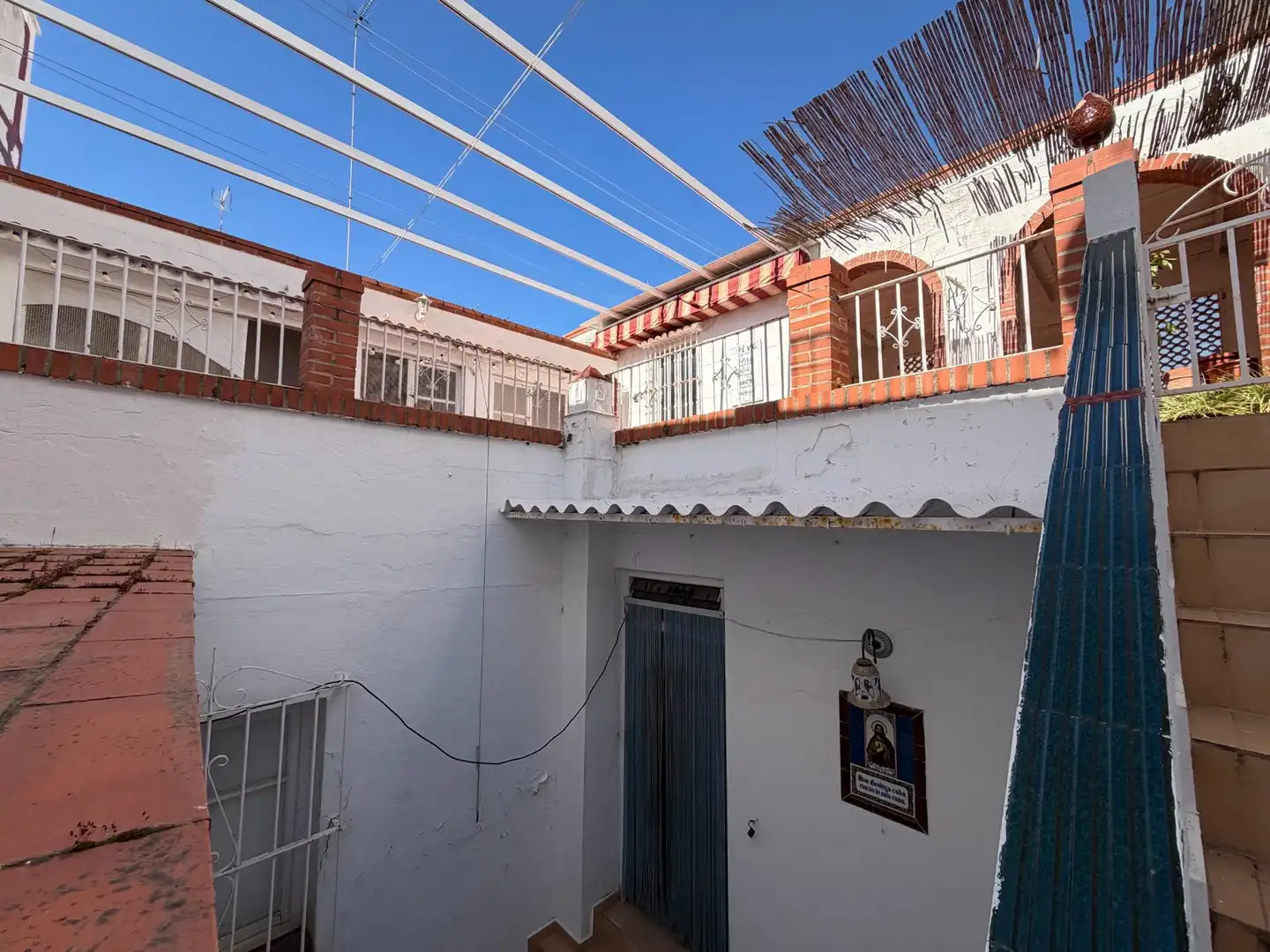 Vista exterior de Casa o xalet en venda en San Fernando amb Terrassa i Traster
