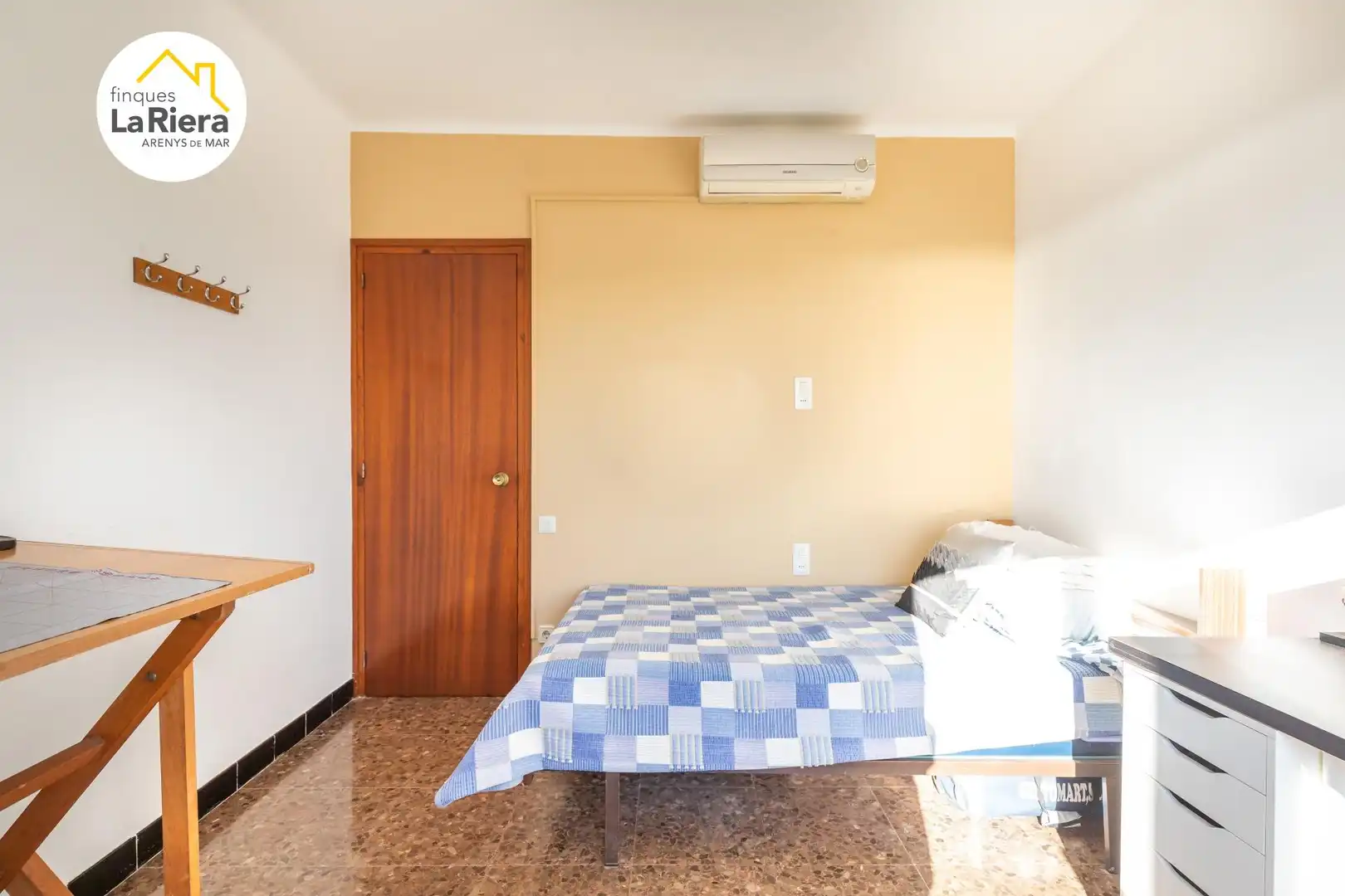 Dormitori de Casa o xalet en venda en Arenys de Munt amb Aire condicionat, Jardí privat i Terrassa