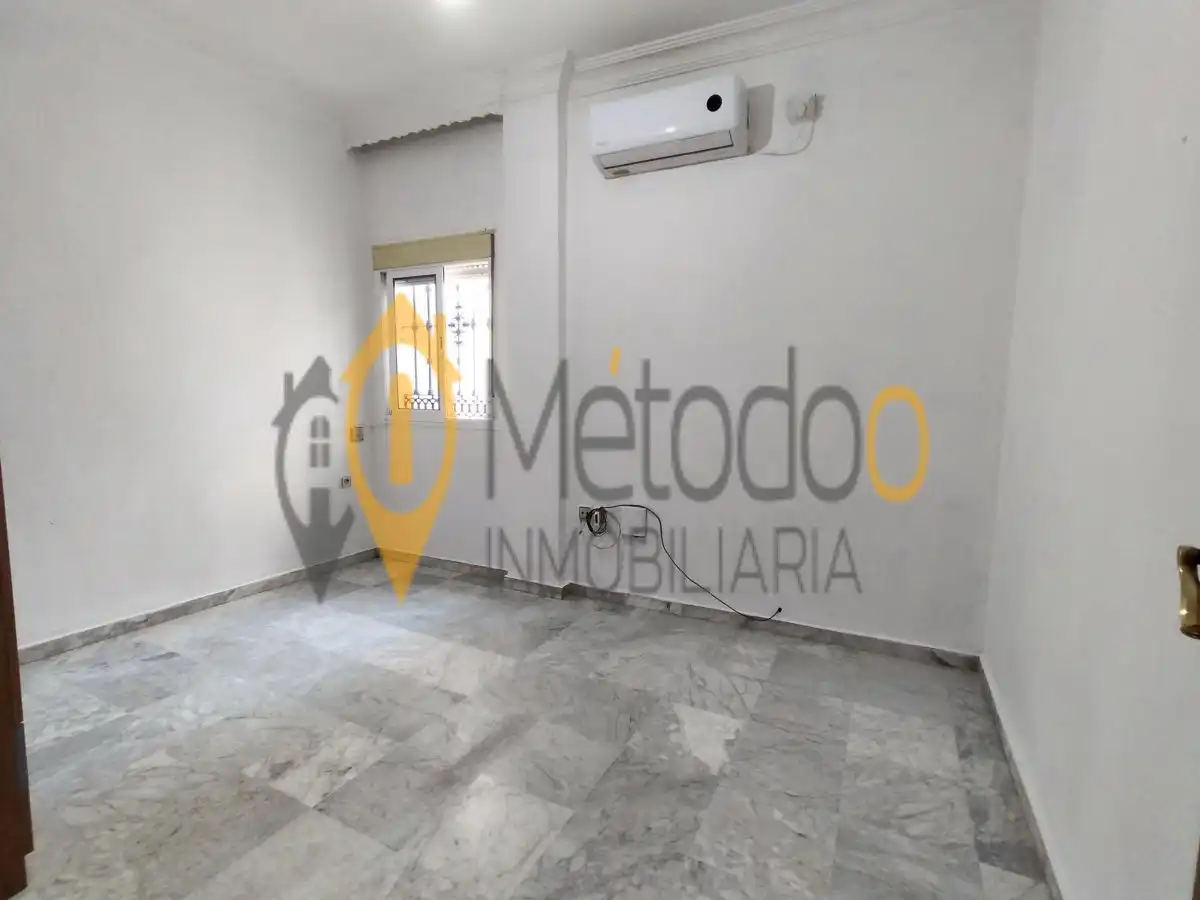 Detached homes for sale in Sevilla  with Air Conditioner, Heating and Terrace