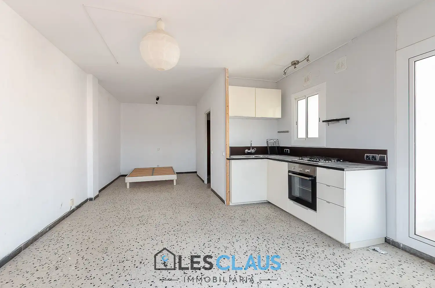 Außenansicht von Dachboden zum Verkauf in Barcelona mit Terrasse